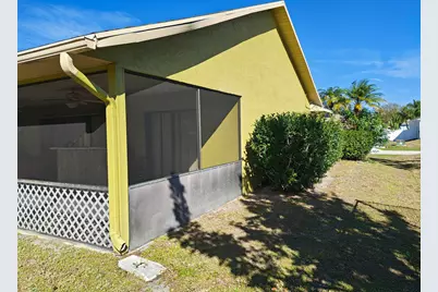 222 SW Fairchild Avenue, Port Saint Lucie, FL 34984 - Photo 35