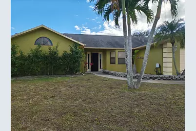 222 SW Fairchild Avenue, Port Saint Lucie, FL 34984 - Photo 5