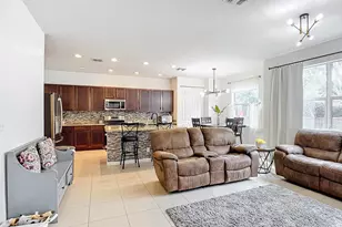 11931 SW Crestwood Cir, Port Saint Lucie, FL 34987 - Photo 7