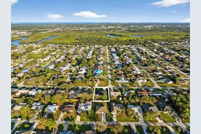 1382 SE Concha Street, Port Saint Lucie, FL 34983 - Photo 5