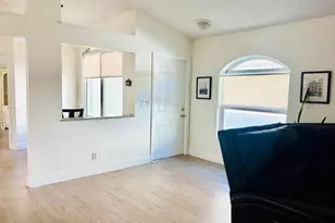 104 Rosewood Ln, Lake Worth, FL 33463 - Photo 11