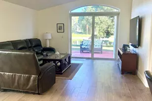 104 Rosewood Ln, Lake Worth, FL 33463 - Photo 13