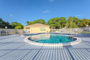 104 Rosewood Ln, Lake Worth, FL 33463 - Photo 73