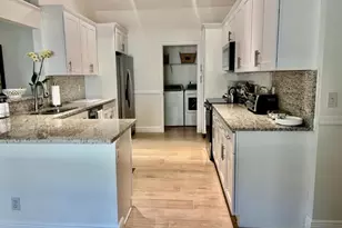 104 Rosewood Ln, Lake Worth, FL 33463 - Photo 3