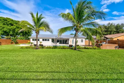 7101 W Lake Drive, Lake Clarke Shores, FL 33406 - Photo 47