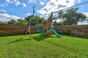 7101 W Lake Dr, Lake Clarke Shores, FL 33406 - Photo 45