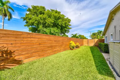 7101 W Lake Drive, Lake Clarke Shores, FL 33406 - Photo 47