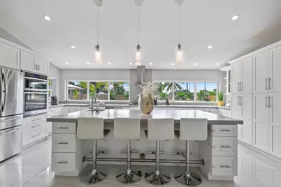 7101 W Lake Drive, Lake Clarke Shores, FL 33406 - Photo 11