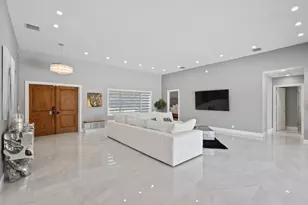 7101 W Lake Dr, Lake Clarke Shores, FL 33406 - Photo 5