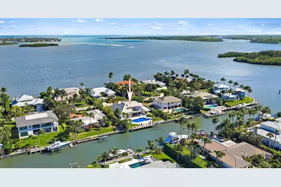19 Island Road, Sewalls Point, FL 34996 - Photo 1