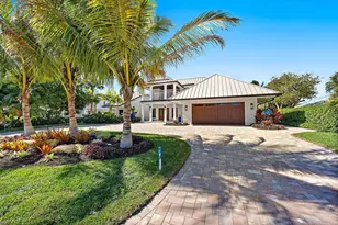 19 Island Rd, Sewalls Point, FL 34996 - Photo 47