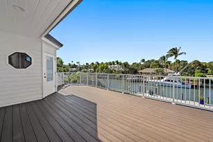 19 Island Rd, Sewalls Point, FL 34996 - Photo 21