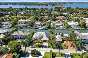 19 Island Rd, Sewalls Point, FL 34996 - Photo 45