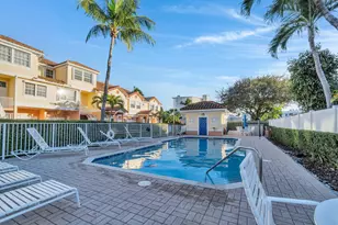 1998 NE 7th St, Deerfield Beach, FL 33441 - Photo 57