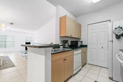 10288 Fox Trail Road S #312, Royal Palm Beach, FL 33411 - Photo 13