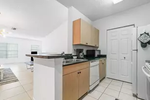 10288 Fox Trail Rd S, Royal Palm Beach, FL 33411 - Photo 13