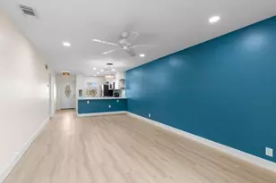 256 Lake Meryl Dr, West Palm Beach, FL 33411 - Photo 9