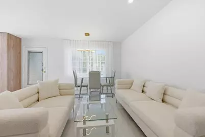 618 Normandy M, Delray Beach, FL 33484 - Photo 5