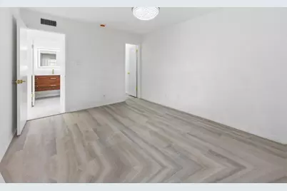 618 Normandy M, Delray Beach, FL 33484 - Photo 21