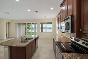 12190 SW Bennington Cir, Port Saint Lucie, FL 34987 - Photo 7