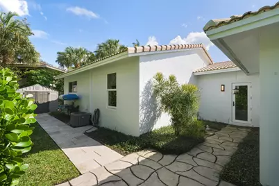 2642 NE 26th Terrace, Pompano Beach, FL 33064 - Photo 13