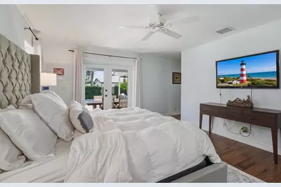 2642 NE 26th Terrace, Lighthouse Point, FL 33064 - Photo 17