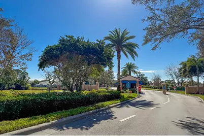1686 SW Harbour Isles Circle, Port Saint Lucie, FL 34986 - Photo 33