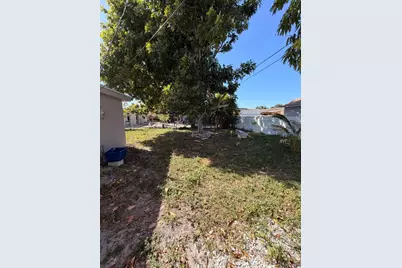 431 Pensacola Drive, Lake Worth, FL 33462 - Photo 27