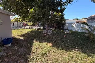 431 Pensacola Dr, Lantana, FL 33462 - Photo 27