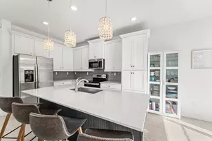 4330 Lago Dr, Deerfield Beach, FL 33064 - Photo 17