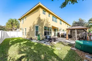 4330 Lago Dr, Deerfield Beach, FL 33064 - Photo 33