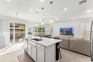 4330 Lago Dr, Pompano Beach, FL 33064 - Photo 19