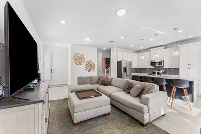 4330 Lago Drive, Deerfield Beach, FL 33064 - Photo 9