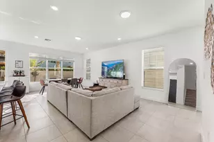 4330 Lago Dr, Deerfield Beach, FL 33064 - Photo 7