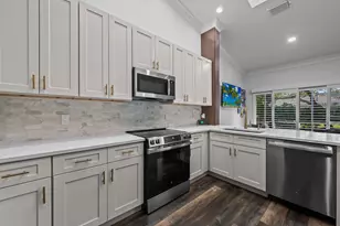17257 Boca Club Blvd, Boca Raton, FL 33487 - Photo 9
