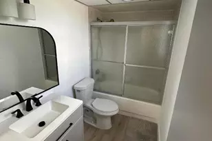 500 Executive Center Dr, West Palm Beach, FL 33401 - Photo 7