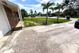 3119 Caribb Wy, Lake Worth, FL 33462 - Photo 7