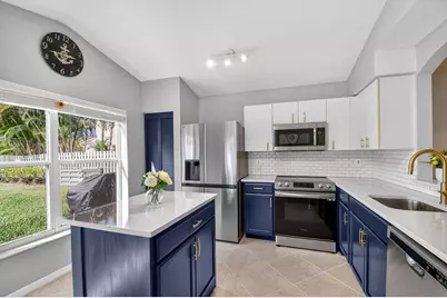 7279 Burgess Drive, Lake Worth, FL 33467 - Photo 13