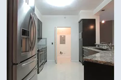 350 Crestwood Circle #302, Royal Palm Beach, FL 33411 - Photo 7