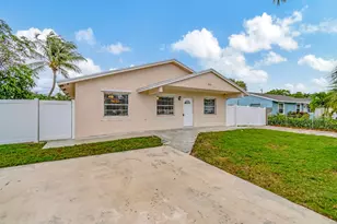 1016 W Lakewood Rd, West Palm Beach, FL 33405 - Photo 5