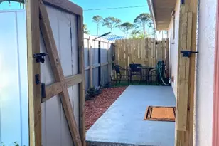 5753 SE Mercedes Ave, Stuart, FL 34997 - Photo 25