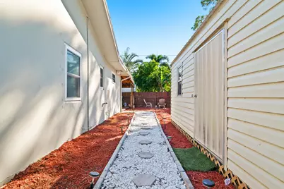 3642 Kitely Avenue, Boynton Beach, FL 33436 - Photo 35