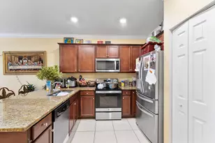 5438 NW 27th St, Margate, FL 33063 - Photo 11