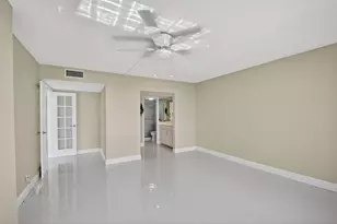 301 Lake Shore Dr, Lake Park, FL 33403 - Photo 29