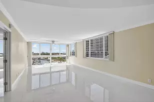 301 Lake Shore Dr, Lake Park, FL 33403 - Photo 11