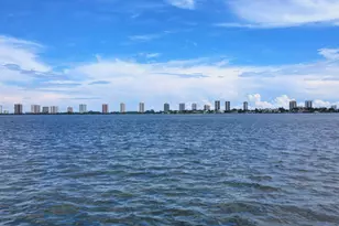 301 Lake Shore Dr, Lake Park, FL 33403 - Photo 45