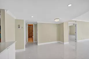 301 Lake Shore Dr, Lake Park, FL 33403 - Photo 27