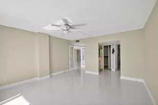 301 Lake Shore Dr, Lake Park, FL 33403 - Photo 33