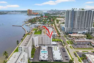 301 Lake Shore Dr, Lake Park, FL 33403 - Photo 3