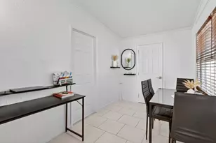 836 Ridgewood Dr, West Palm Beach, FL 33405 - Photo 25
